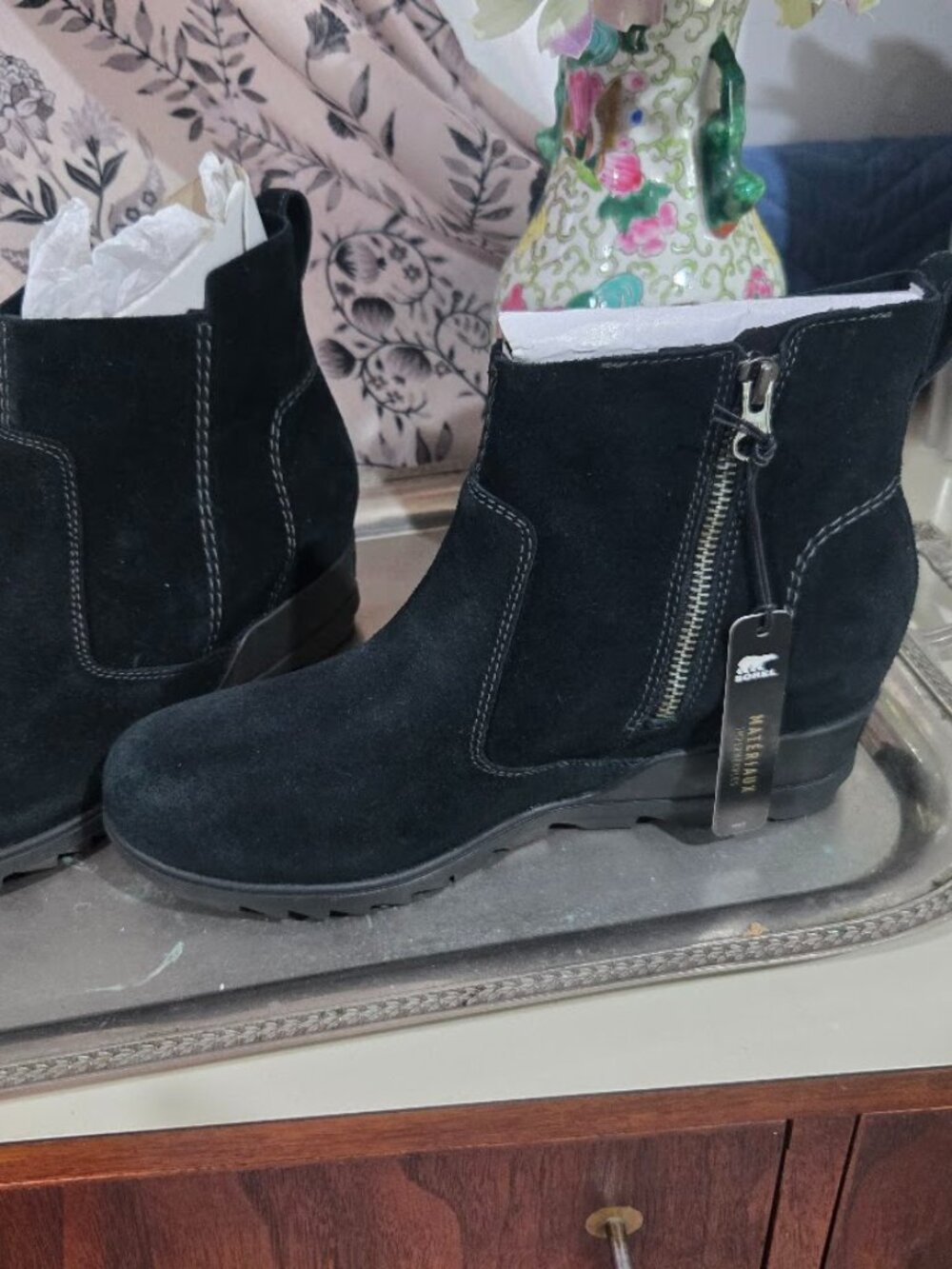 NWT Sorel Evie Zip II Black Suede Waterproof Wedge Boots 9.5